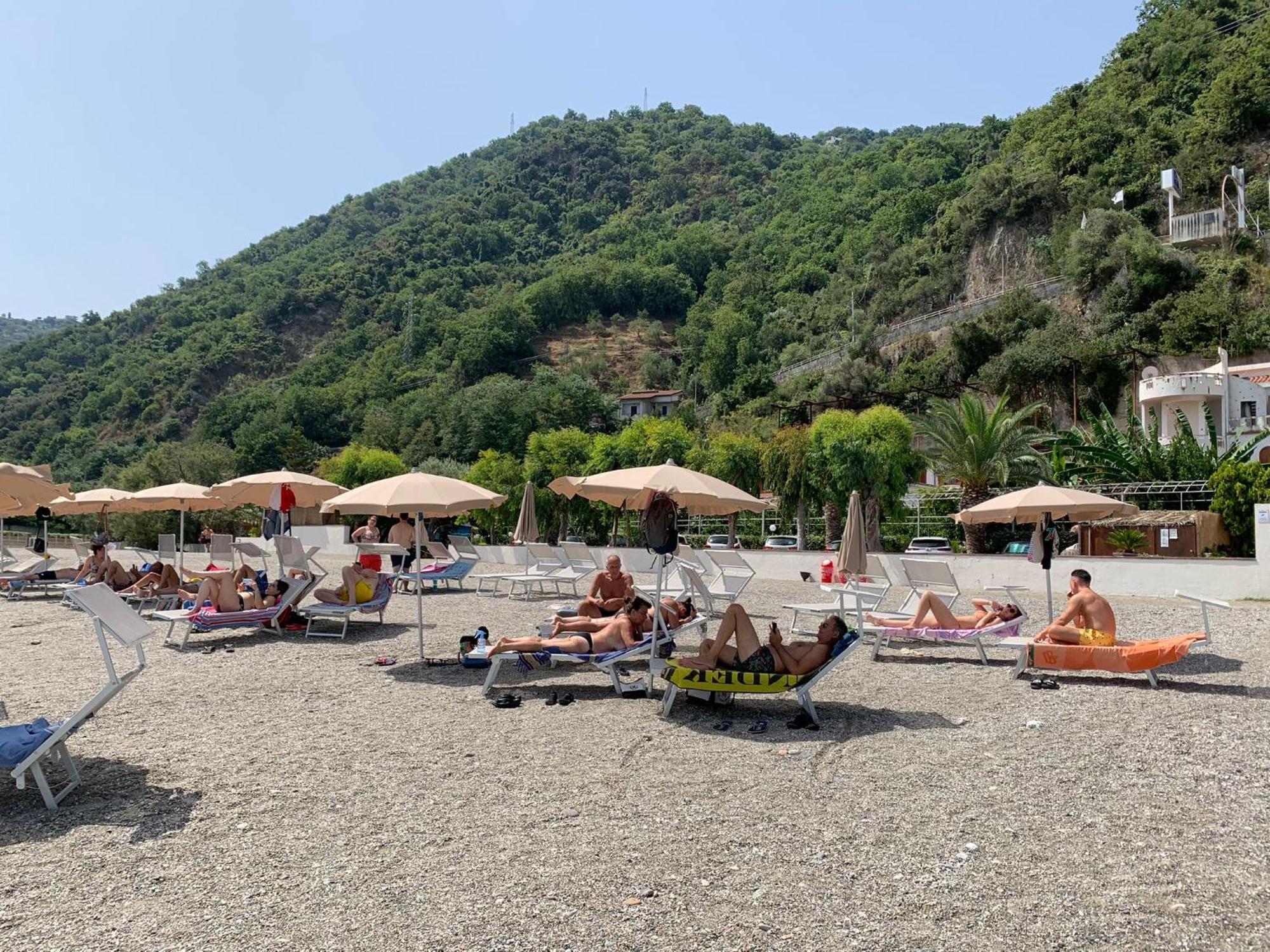 Testa Di Monaco Natural Beach Капо-д'Орландо Екстер'єр фото